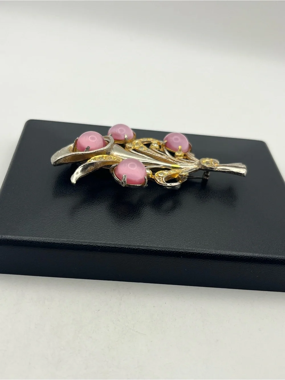 1950’s Mid Century pink moonglow cabochon stones flower bouquet brooch pin